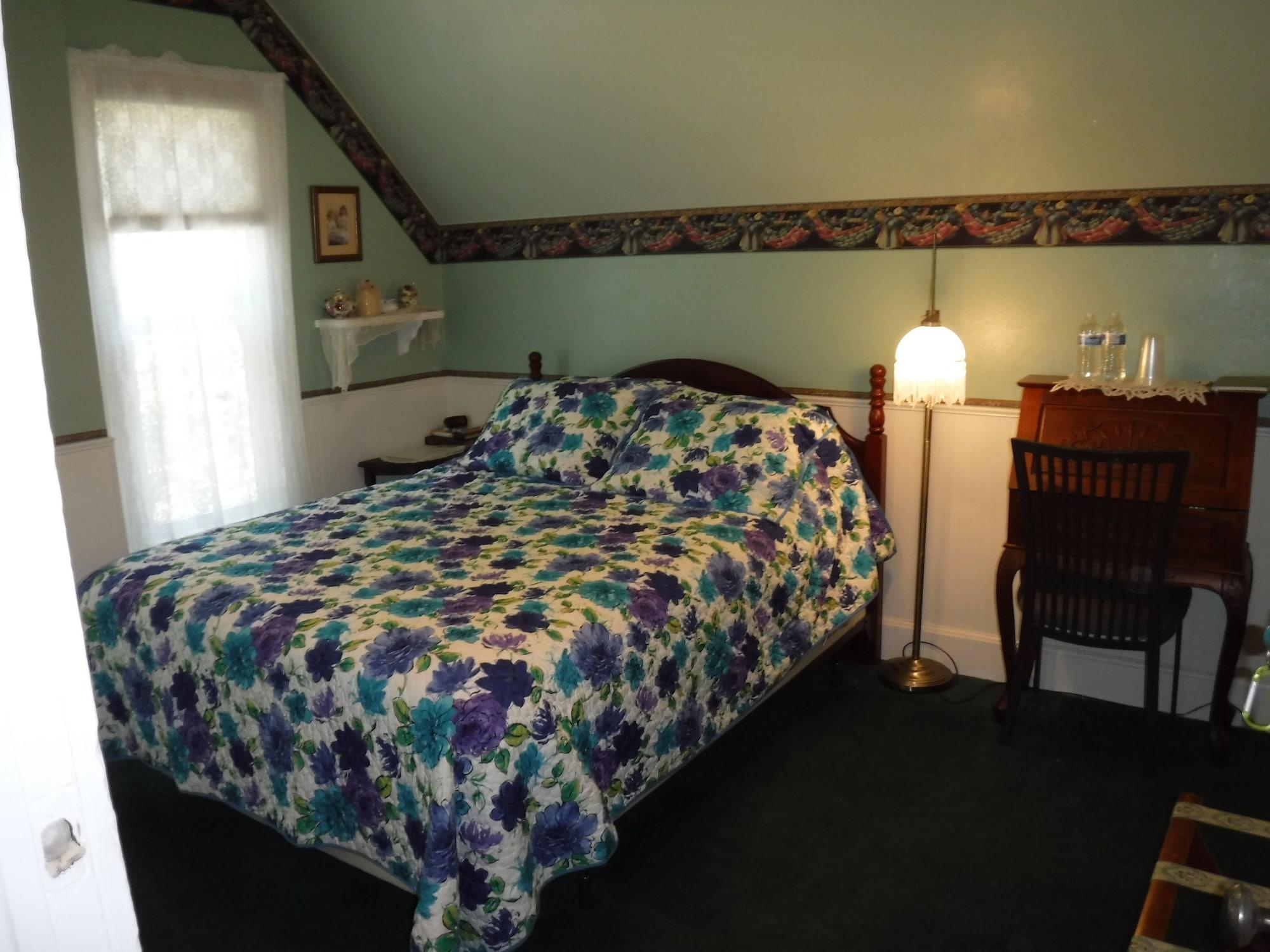 The Silk Pincushion (Adults Only) Bed and Breakfast Golden Exteriör bild